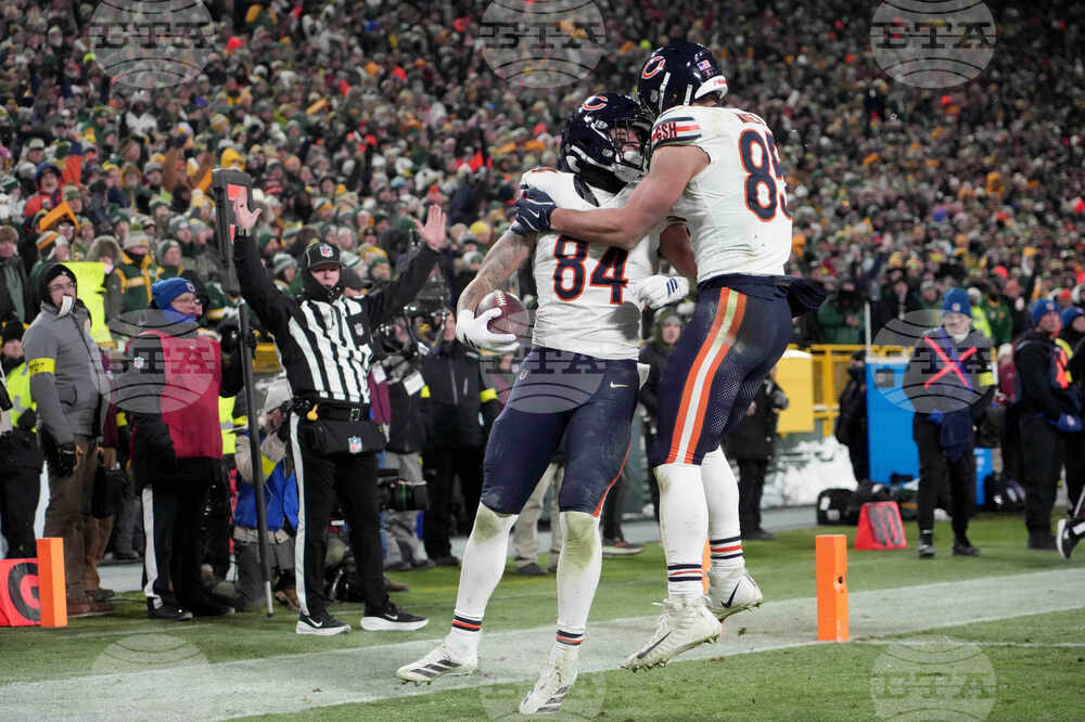 Bears Packers Football