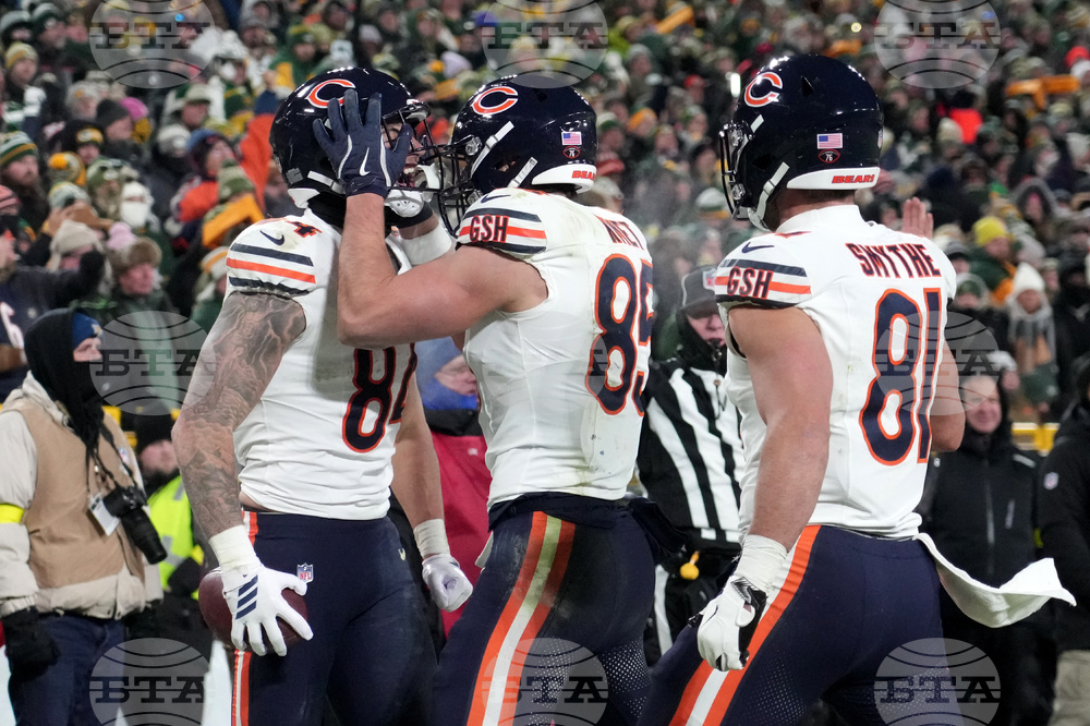 Bears Packers Football