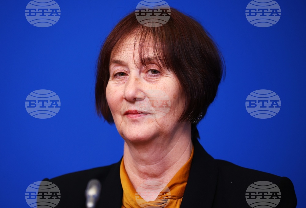 Национален пресклуб на БТА София - Цели и задачи на Националната научна програма - пресконференция - Любка Липчева