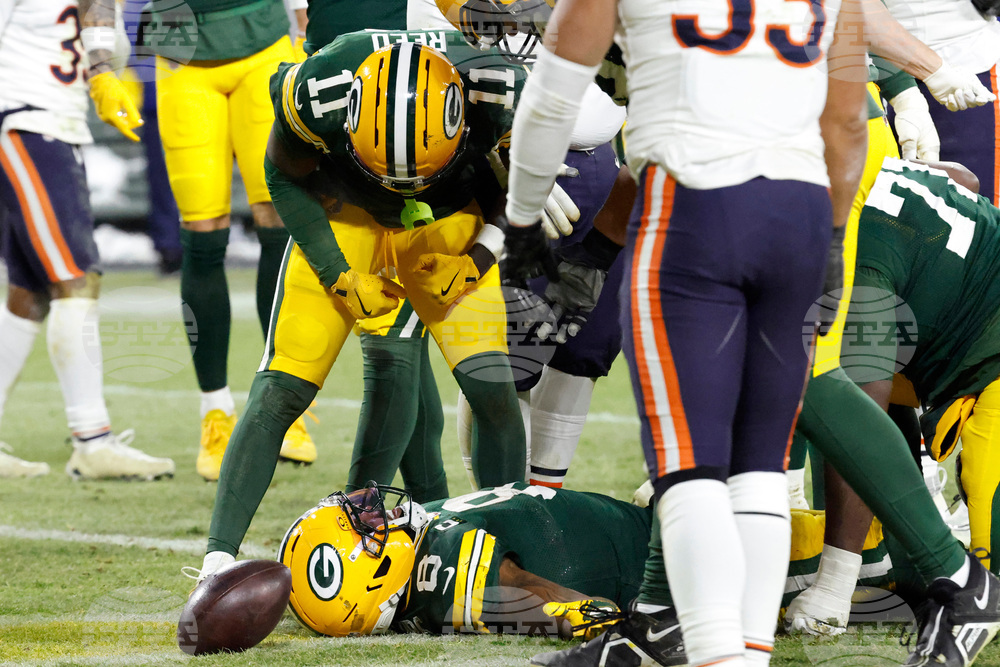 Bears Packers Football