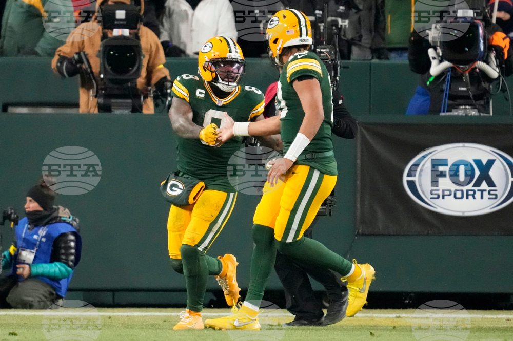 Bears Packers Football