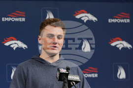 Broncos Raiders Football