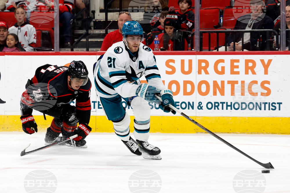 Sharks Hurricanes Hockey