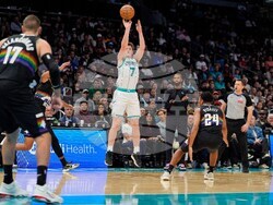 Nuggets Hornets Basketball