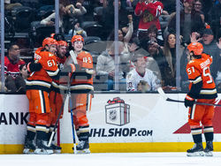 Blackhawks Ducks Hockey