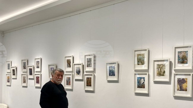 Вежди Рашидов ще покаже 60 нови акварела в изложбата „Дървото“