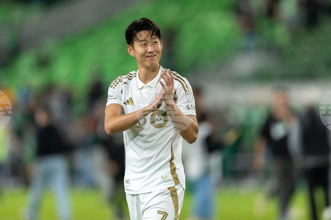 Жена от Южна Корея е осъдена на четири години затвор за изнудване на футболиста Хюн-мин Сон