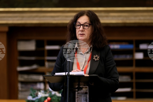 Изпращаме годината на глаголицата с конференцията „Азбуки, памет, приемственост“, каза директорът на НБКМ доц. д-р Калина Иванова