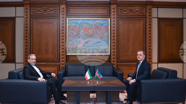 АЗЕРТАДЖ: Външните министри на Азербайджан и Иран проведоха среща в Баку