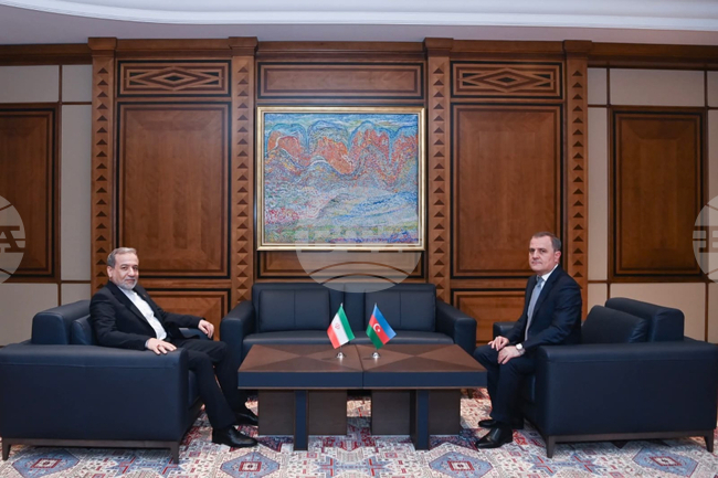 АЗЕРТАДЖ: Външните министри на Азербайджан и Иран проведоха среща в Баку