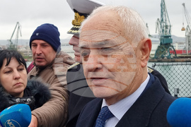 Варна - военен ритуал - кораб - флаг