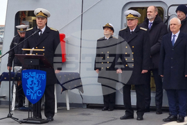 Варна - военен ритуал - кораб - флаг