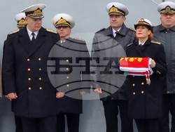Варна - военен ритуал - кораб - флаг