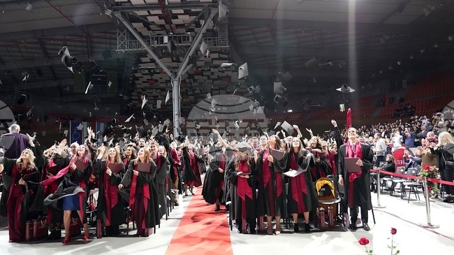 Медицински факултет на МУ-Пловдив дипломира 393-ма магистри, сред тях абсолвенти от Бутан и Австралийски съюз