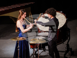 Перкусионното дуо Канева – Вичев