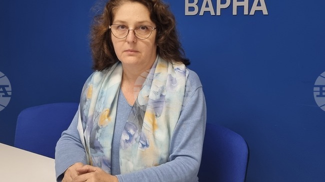 Участието в олимпиади и състезания помага на учениците да изберат своето бъдеще, смята директорката на МГ във Варна Елеонора Павлова