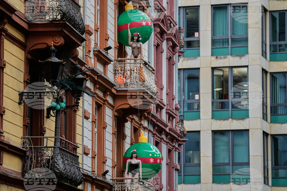 CORRECTION Germany Daily Life