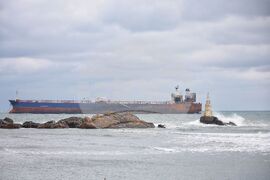 Ахтопол - танкер