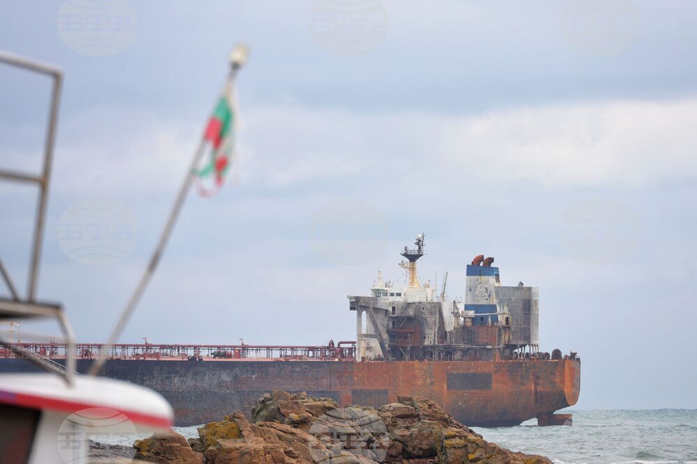 Ахтопол - танкер