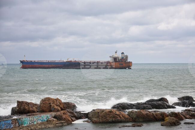 Ахтопол - танкер