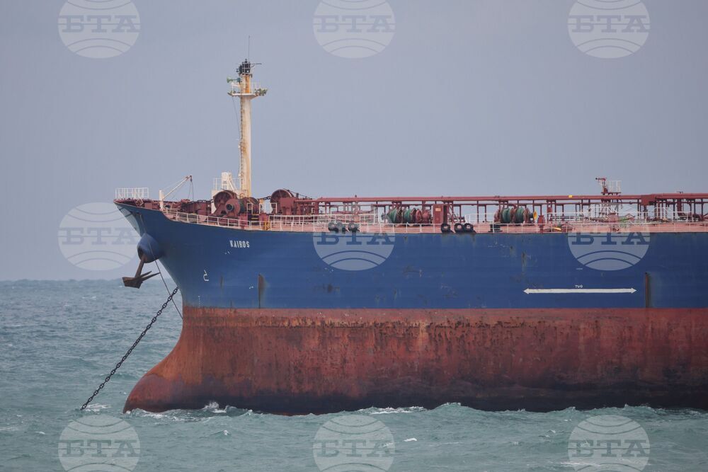 Stranded Tanker to Be Towed into Burgas Bay on December 12