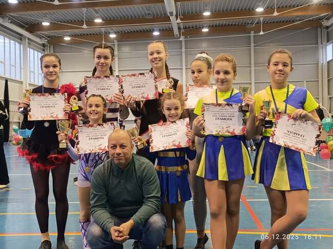 Община Ловеч: Четири медала за „Роксмайл“ – Ловеч от финалното състезание по акробатичен рокендрол във Варна