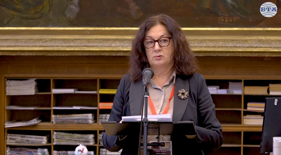 Изпращаме годината на глаголицата с конференцията „Азбуки, памет, приемственост“, каза директорът на НБКМ доц. д-р Калина Иванова