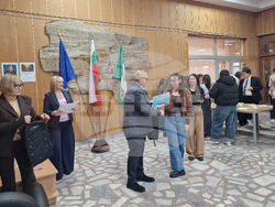 Разград - награди - конкурс - Младежки център