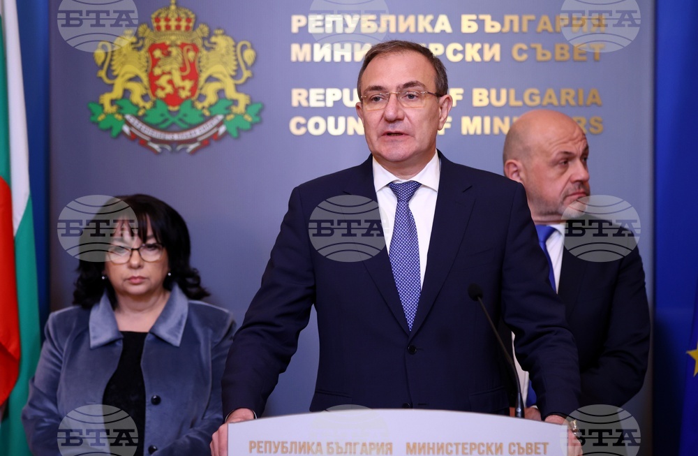 Labour Minister Praises Public Social Insurance Budget Bill for Its Social Focus