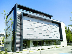 Сградата на Центъра за компетентност Clean&Circle към Софийския университет участва в националния конкурс „Сграда на годината 2025“. Снимка: СУ