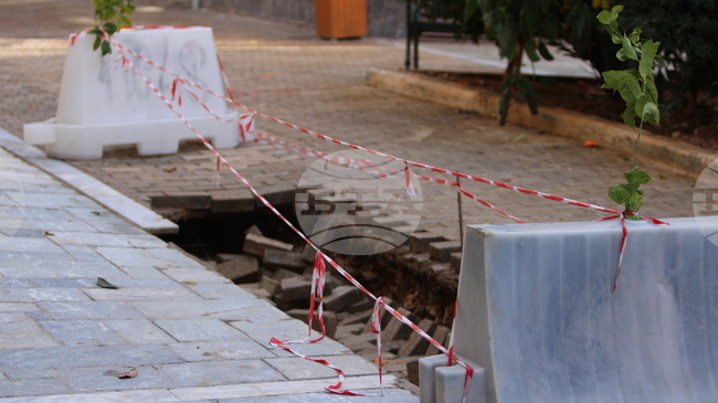 Обявено е извънредно положение в южен квартал на Атина, пострадал от наводнение