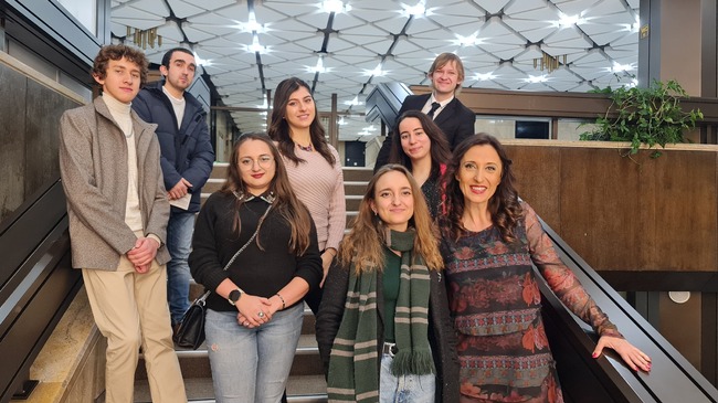 Дванадесет гимназисти бяха отличени в деветото издание на Националния поетичен конкурс „Непознати улици“ 