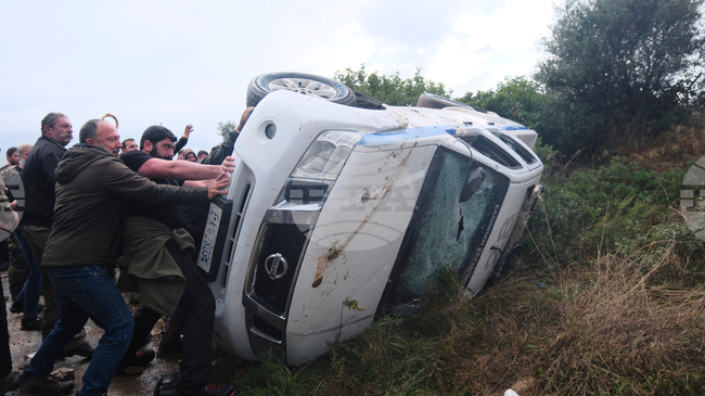 Летището в Ираклион на остров Крит отново е затворено, властите готвят обвинения срещу организаторите на безредиците