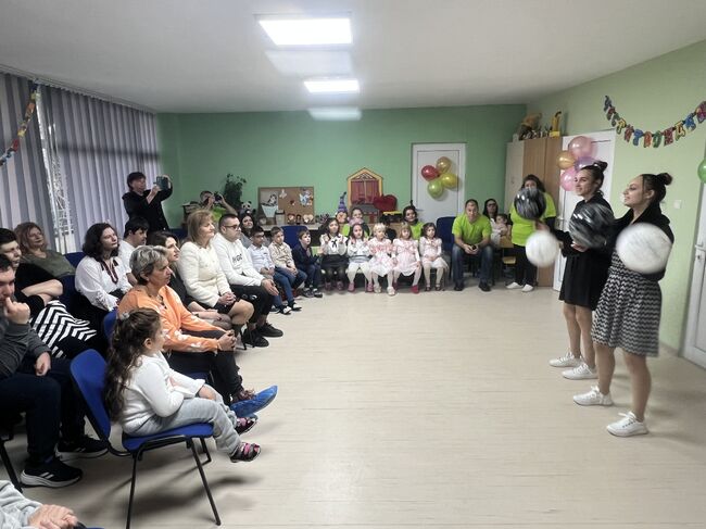 Община Разград: Заместник-кметът на Община Разград Елка Неделчева бе гост на първия рожден ден на Общностния център за деца и семейства в град Разград