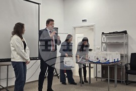 Петрич - Младежки център - награждаване на деца