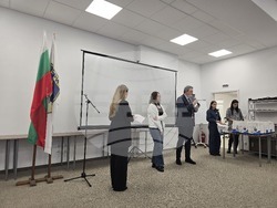 Петрич - Младежки център - награждаване на деца