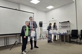 Петрич - Младежки център - награждаване на деца