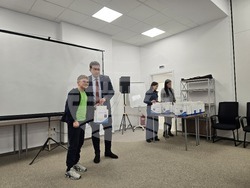 Петрич - Младежки център - награждаване на деца