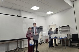 Петрич - Младежки център - награждаване на деца