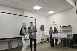 Петрич - Младежки център - награждаване на деца