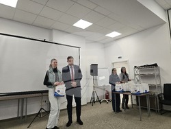 Петрич - Младежки център - награждаване на деца