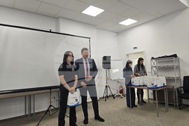 Петрич - Младежки център - награждаване на деца