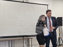 Петрич - Младежки център - награждаване на деца