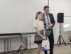 Петрич - Младежки център - награждаване на деца