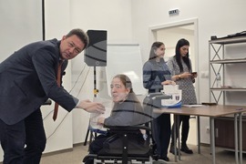 Петрич - Младежки център - награждаване на деца