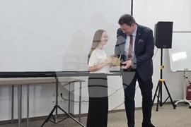 Петрич - Младежки център - награждаване на деца