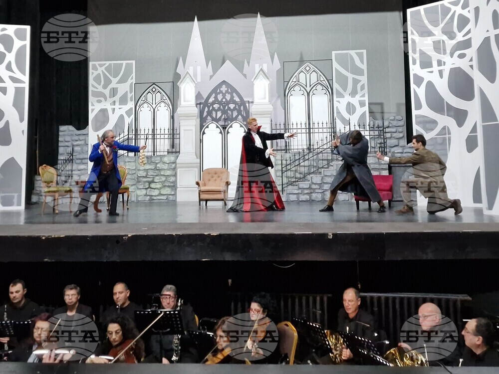 Национална премиера на мюзикъла „Дракула“ подготвя театърът във Велико Търново