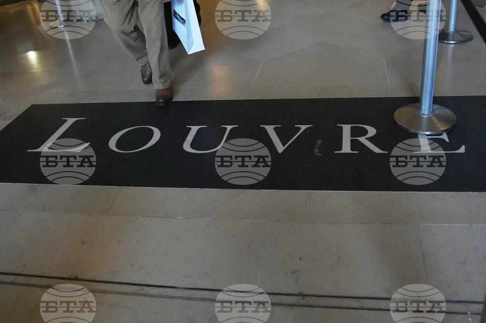 France Louvre Museum Strike