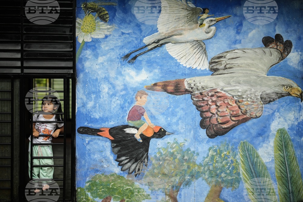 APTOPIX Colombia Amazon Defender