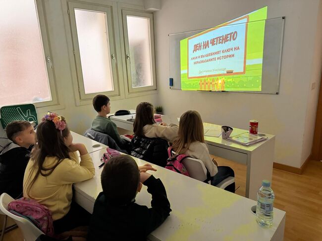 Литературно занятие беше организирано в Българското неделно училище „Иван Вазов“ в Логроньо, Испания